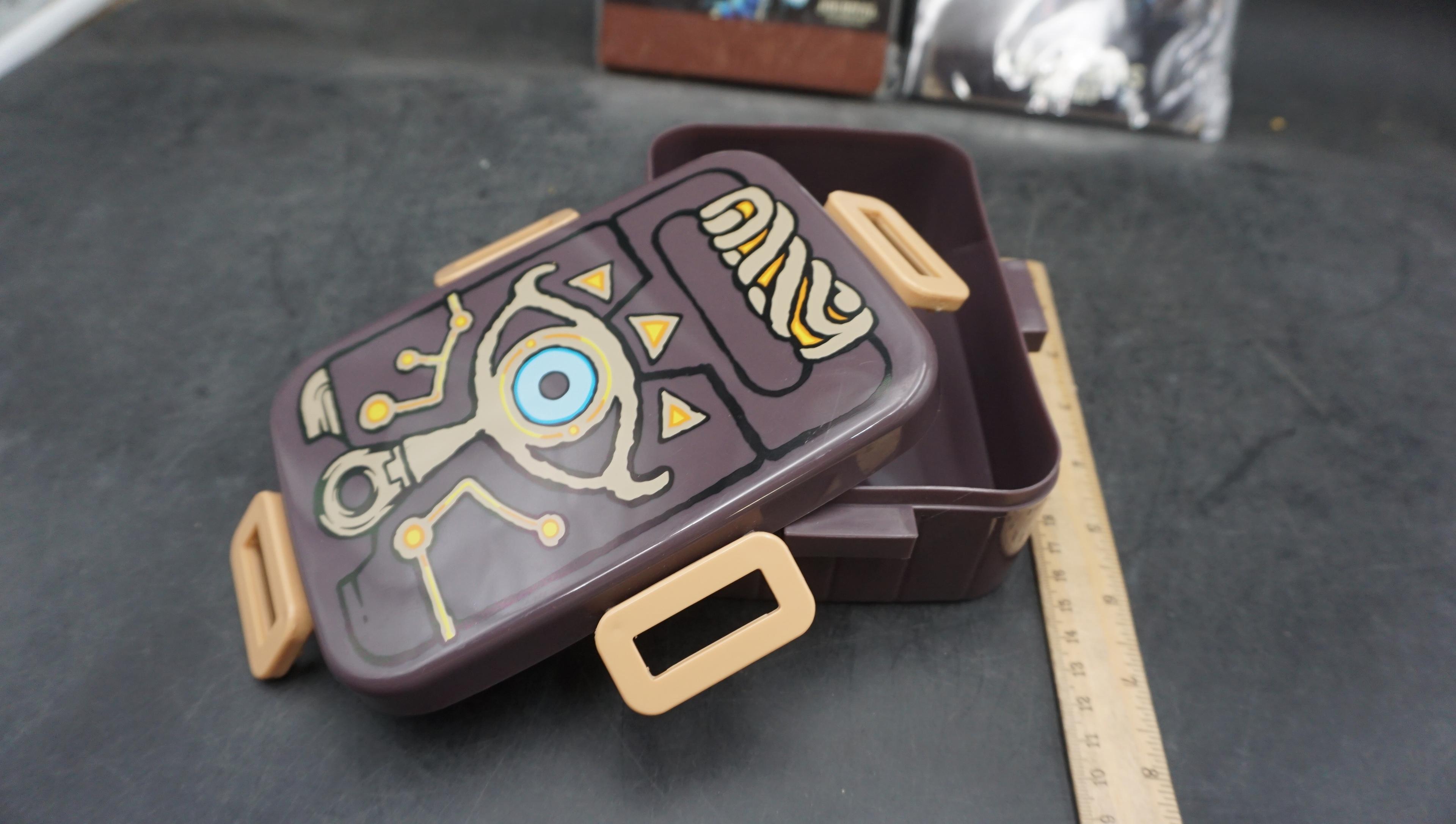 Zelda Journal, Zelda Champions Pin Set & Container