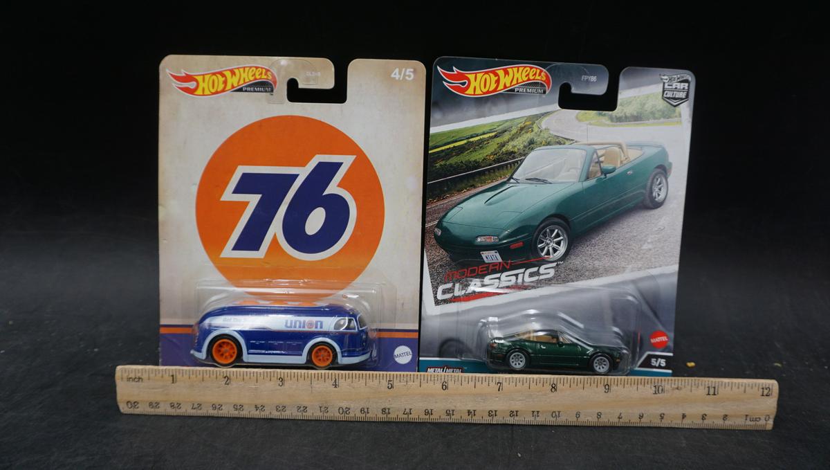 2 Hot Wheels - 76 Union & Modern Classics