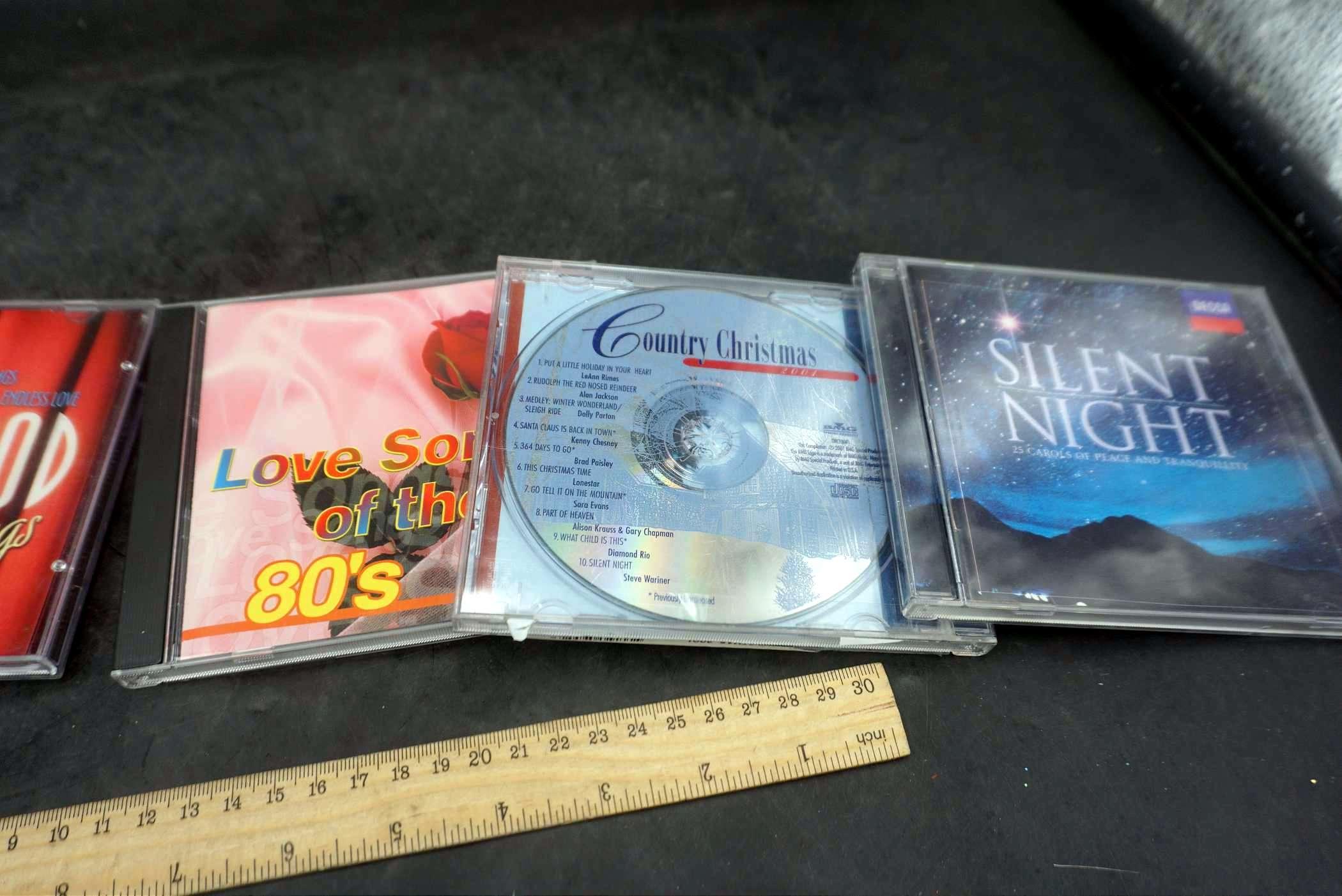 5 Cds - Hollywood Love Songs, Silent Night & More