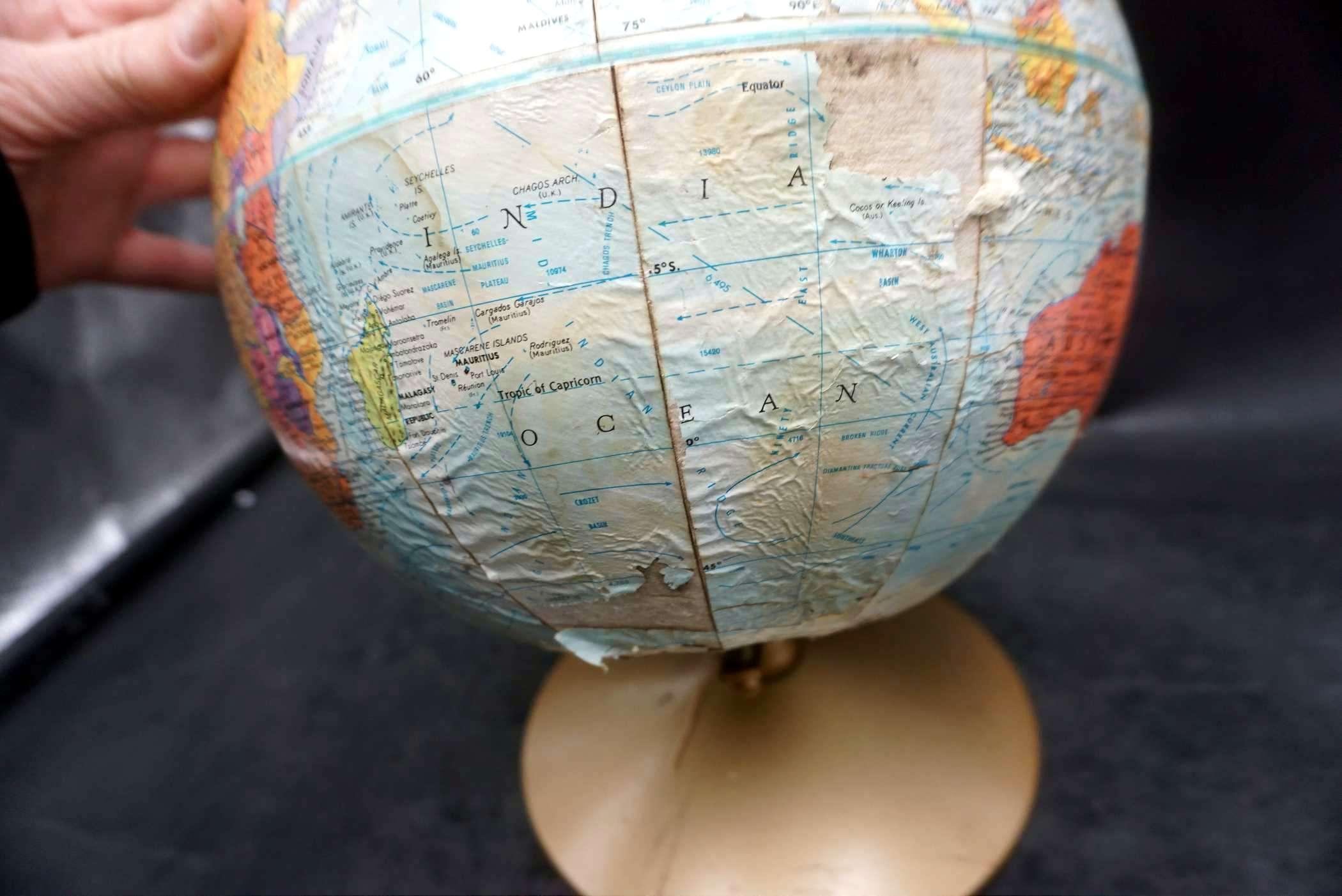 Globe (Some Damage)