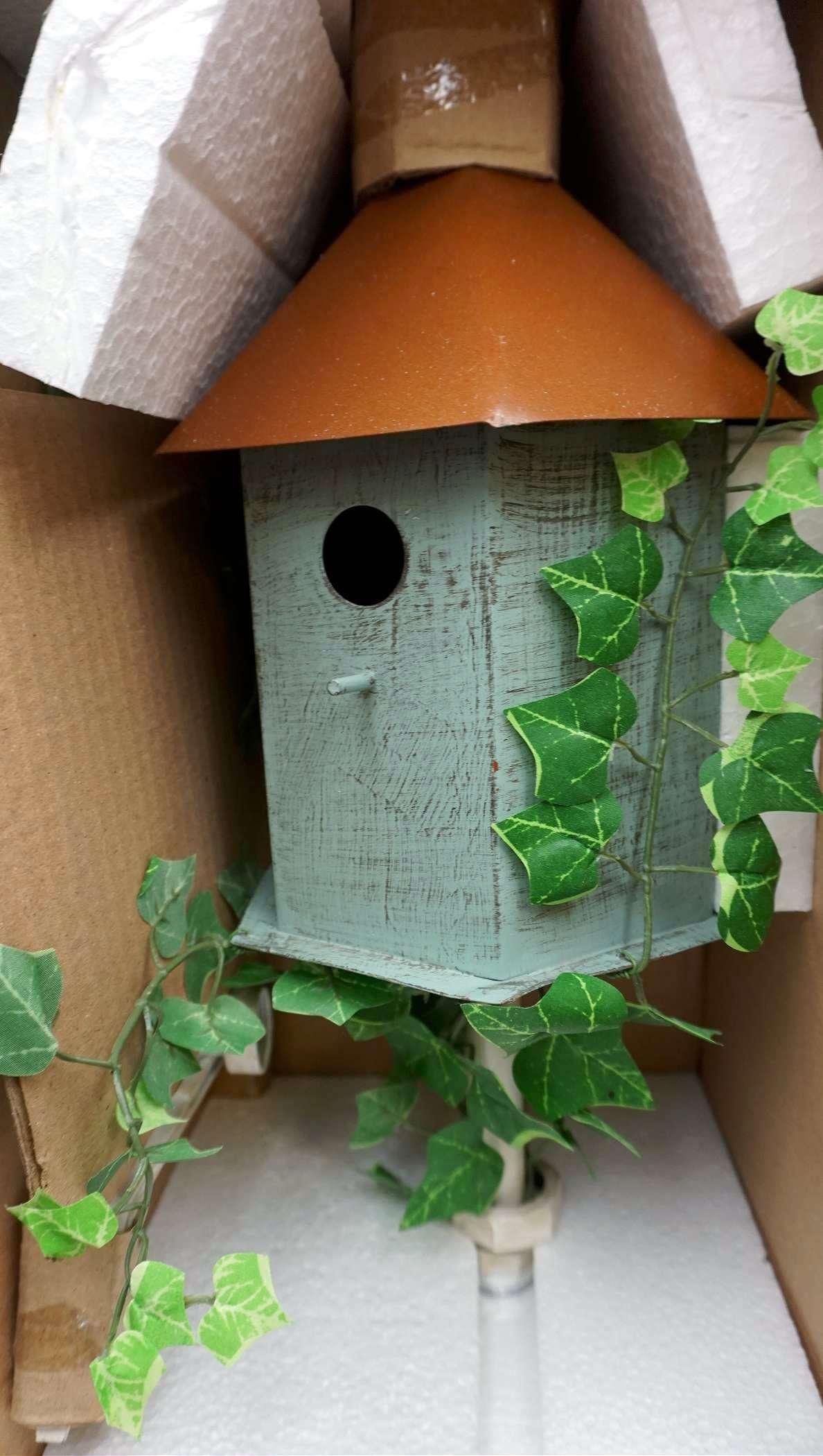 Bird House Soaker