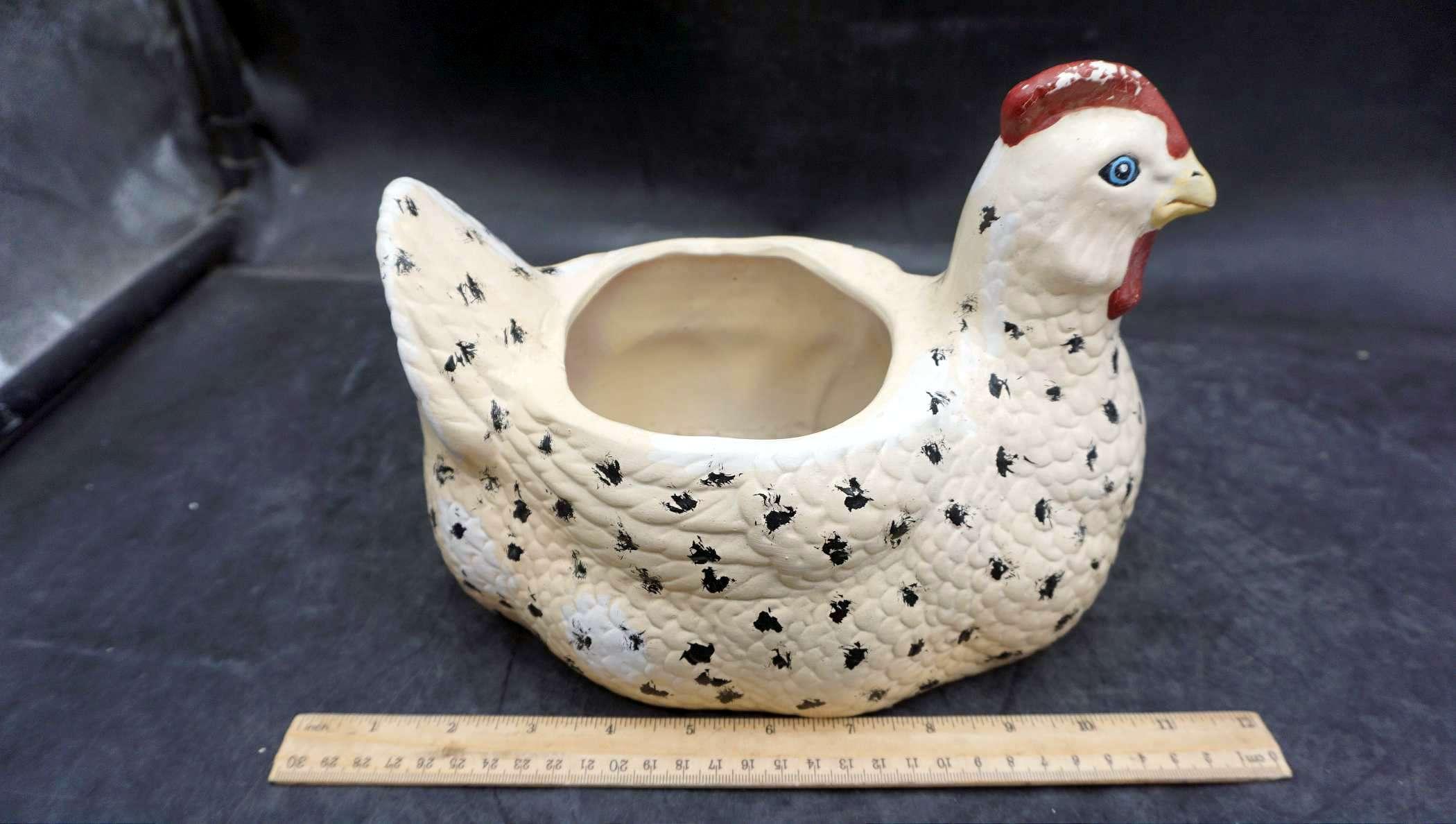 Chicken Planter (Crack On Bottom)