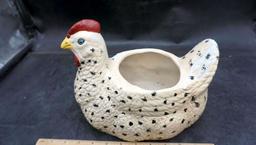 Chicken Planter (Crack On Bottom)