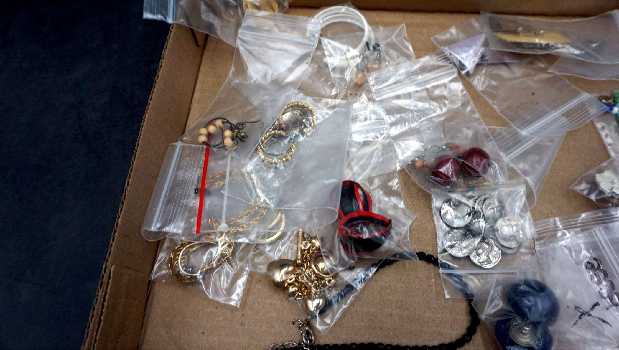 Assorted Jewelry