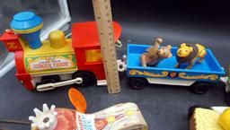 Fisher-Price Circus Train W/ Animals, Pull-Behind Bee, Rooster Racer