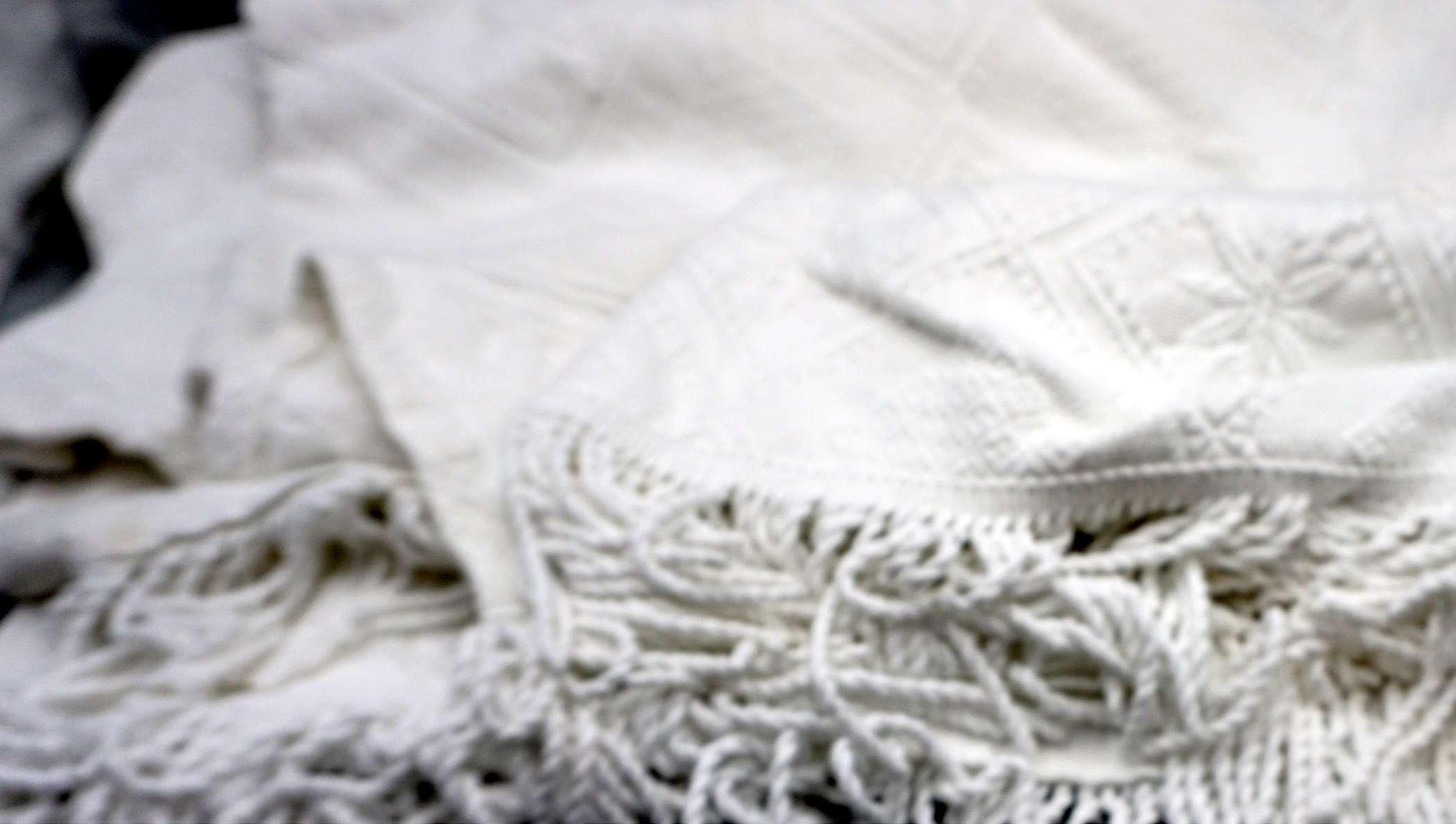 Large White/Cream Blanket