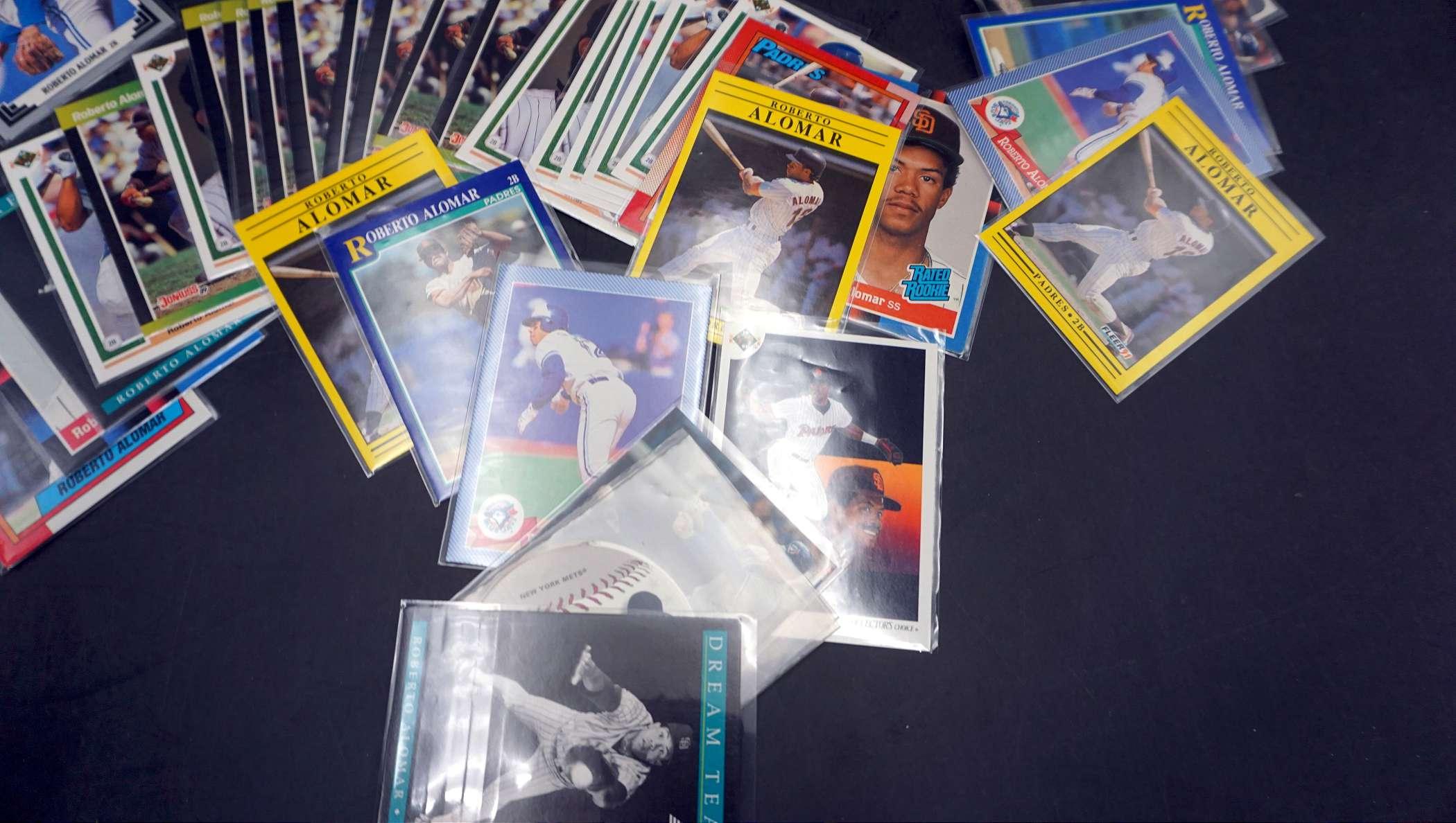 63 - Roberto Alomar Baseball Cards W/ Rookies (All Sleeved)