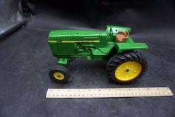 Ertl John Deere 4430 Tractor