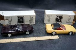 2 Ertl Amt Cars - Corvettes