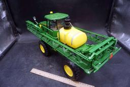 Ertl John Deere Sprayer