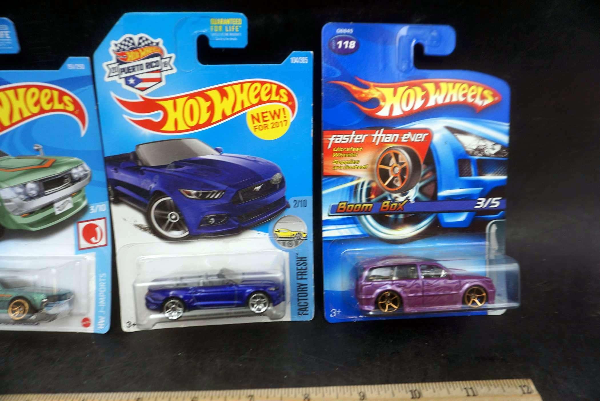 3 - Hot Wheels Vehicles