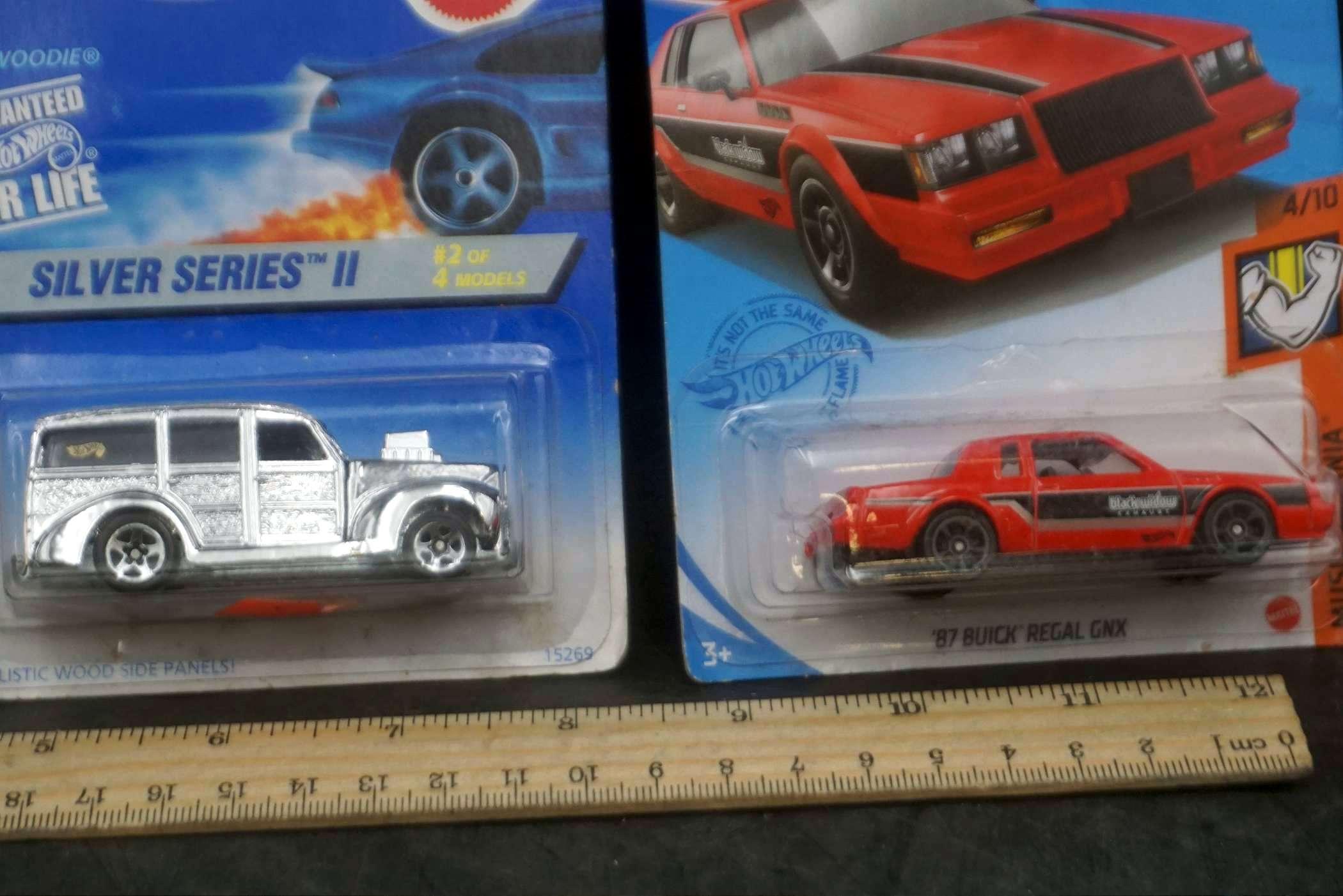 3 - Hot Wheels Vehicles