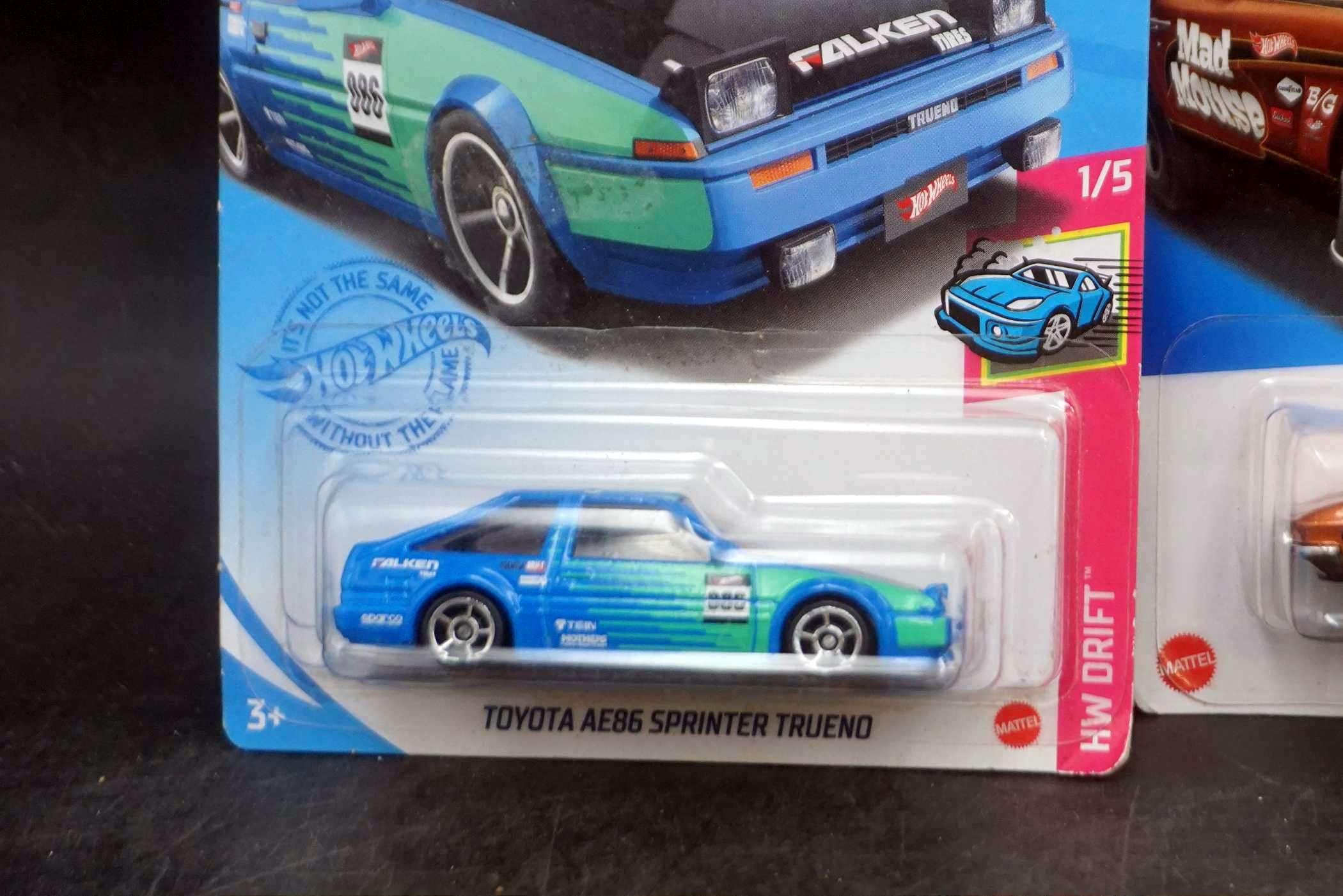 3 - Hot Wheels Vehicles