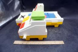 Fisher-Price Cash Register & Checkout Counter