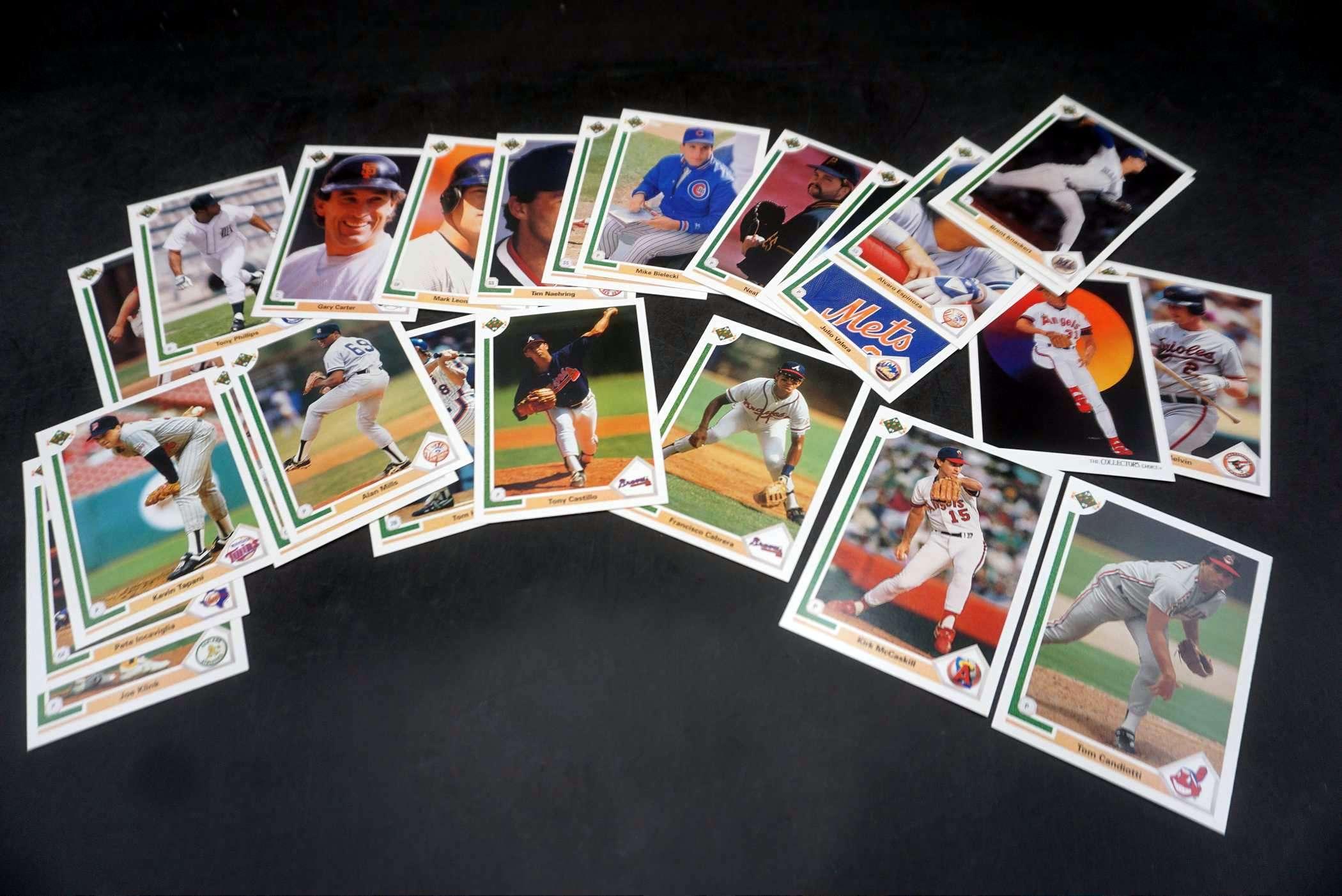 25 - Baseball Cards