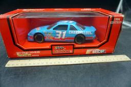 Racing Champions 1:24 Scale Diecast Stock Car Replica - #31