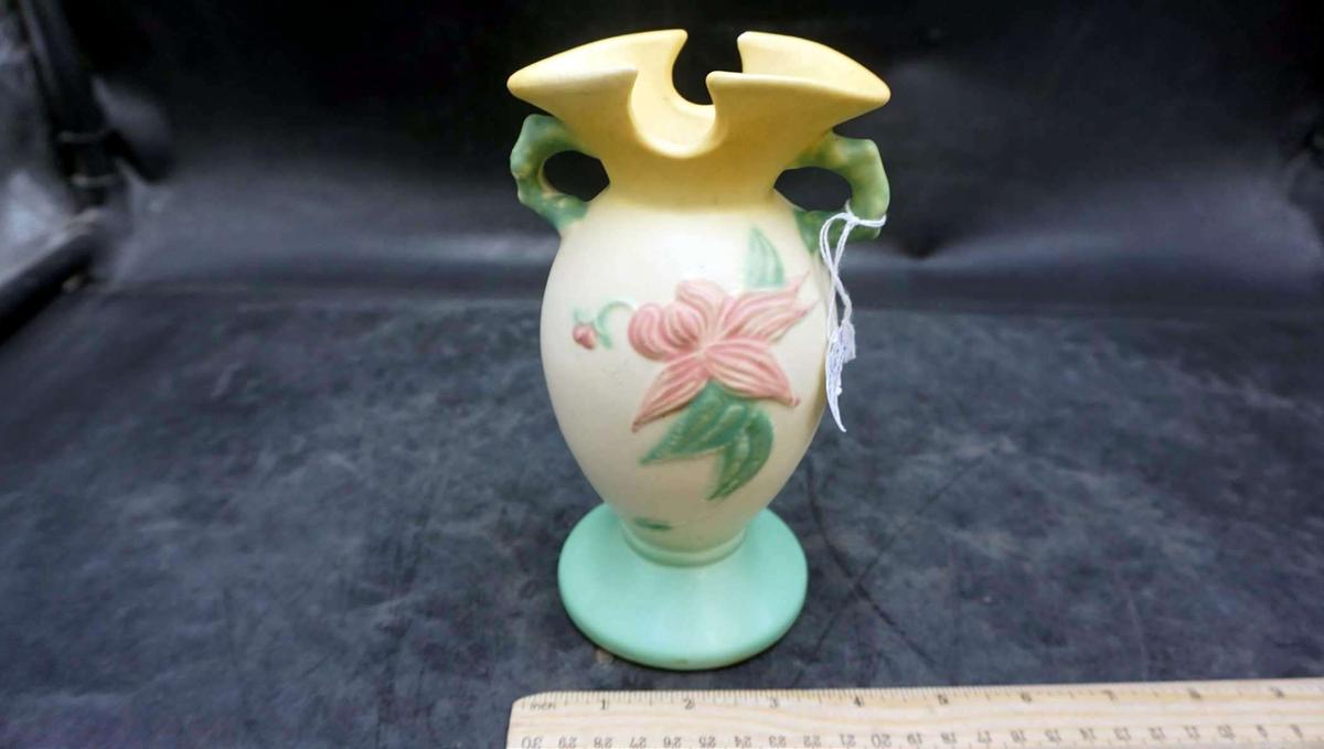 Hull 1957 Woodland Vase