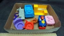 Toy Vehicles & House Accessories