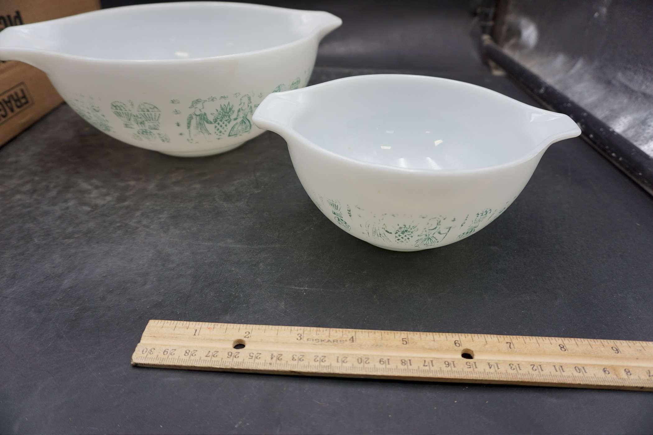 Pyrex Dishes (Lid Chips & Faded)