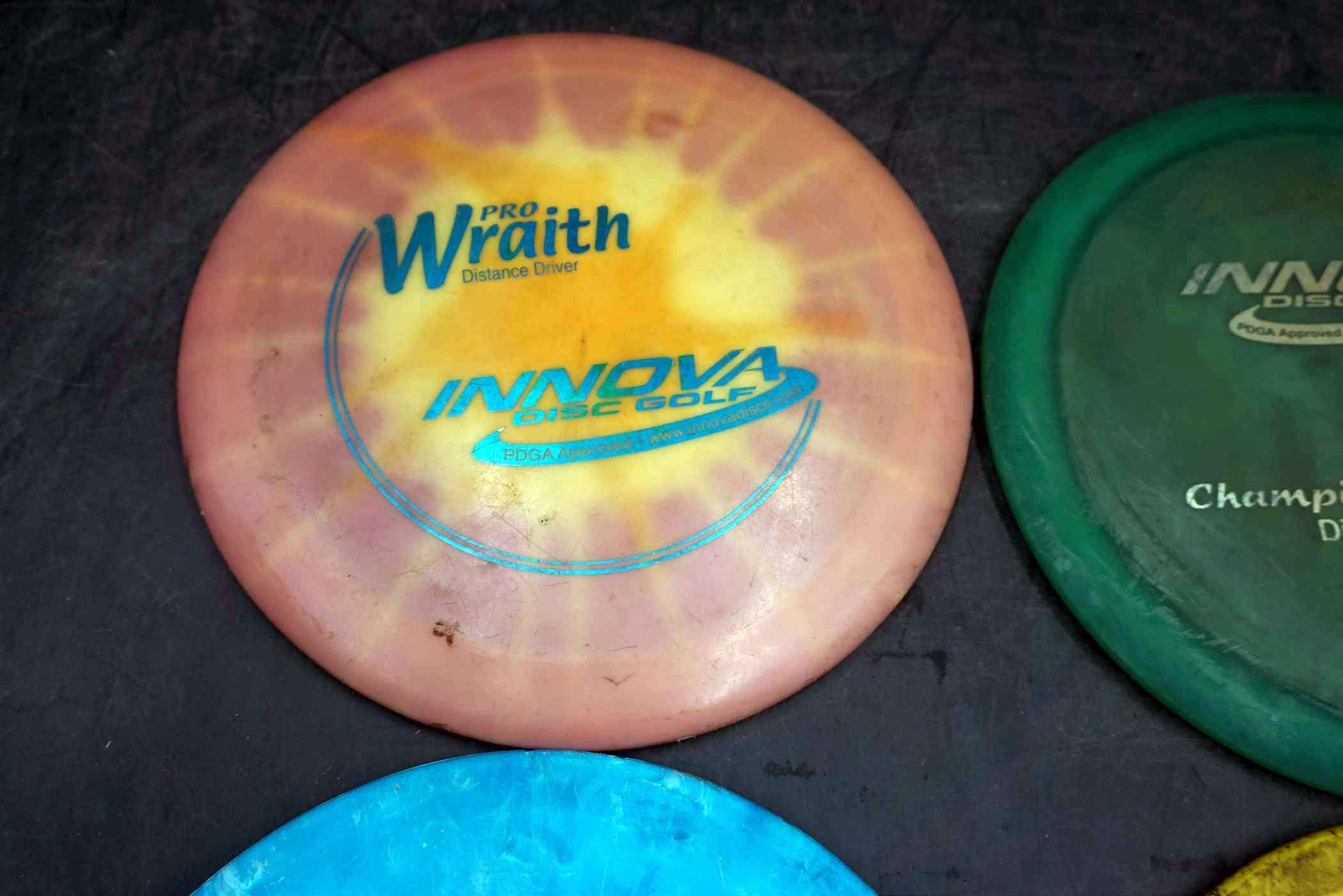 4 - Frisbees