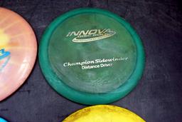 4 - Frisbees