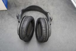 Radio Shack 3-Band Stereo Amplified Listener Headset