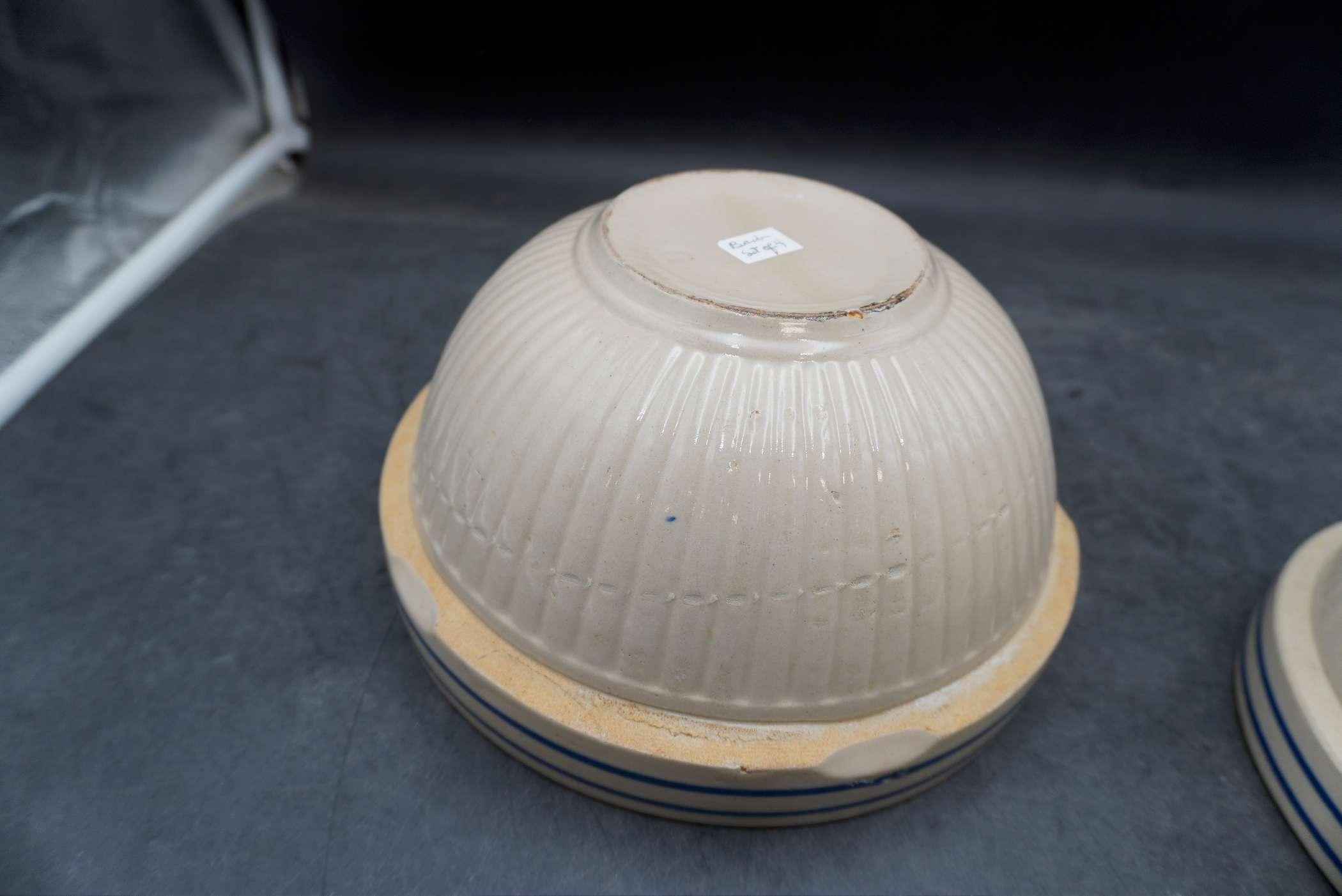 Set Of 3 Stoneware Bowls (Chipped)