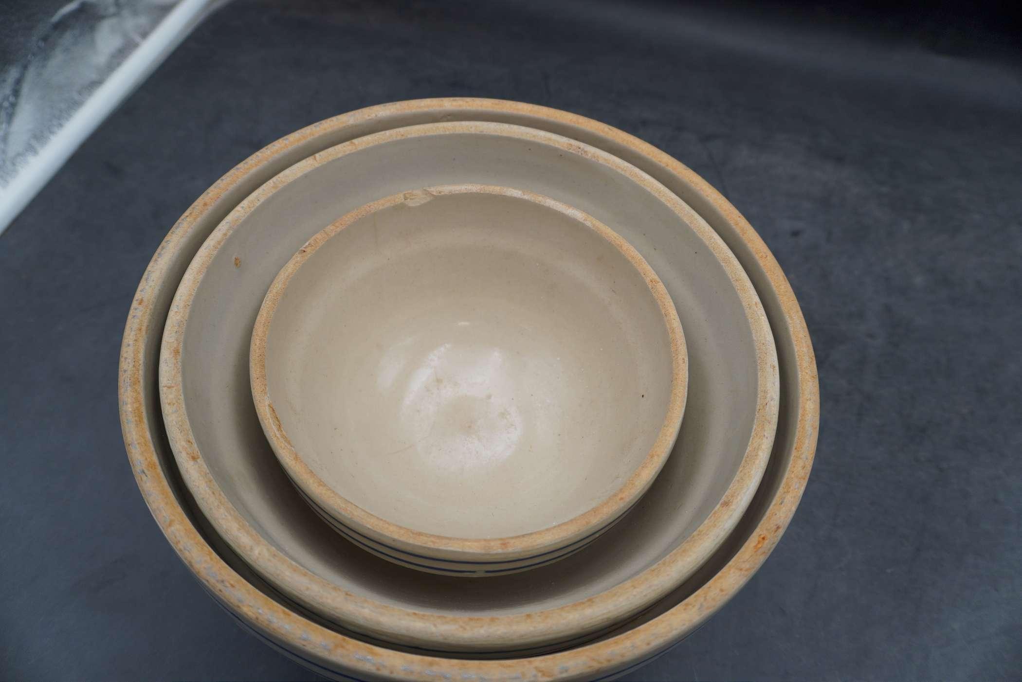 Set Of 3 Stoneware Bowls (Chipped)