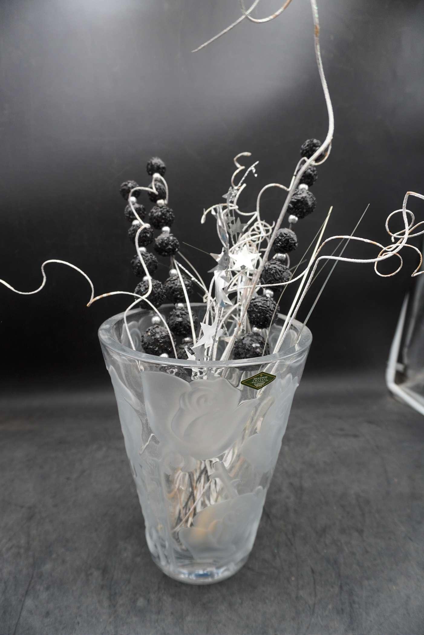 Shannon Crystal Frosted Vase W/ Sprays