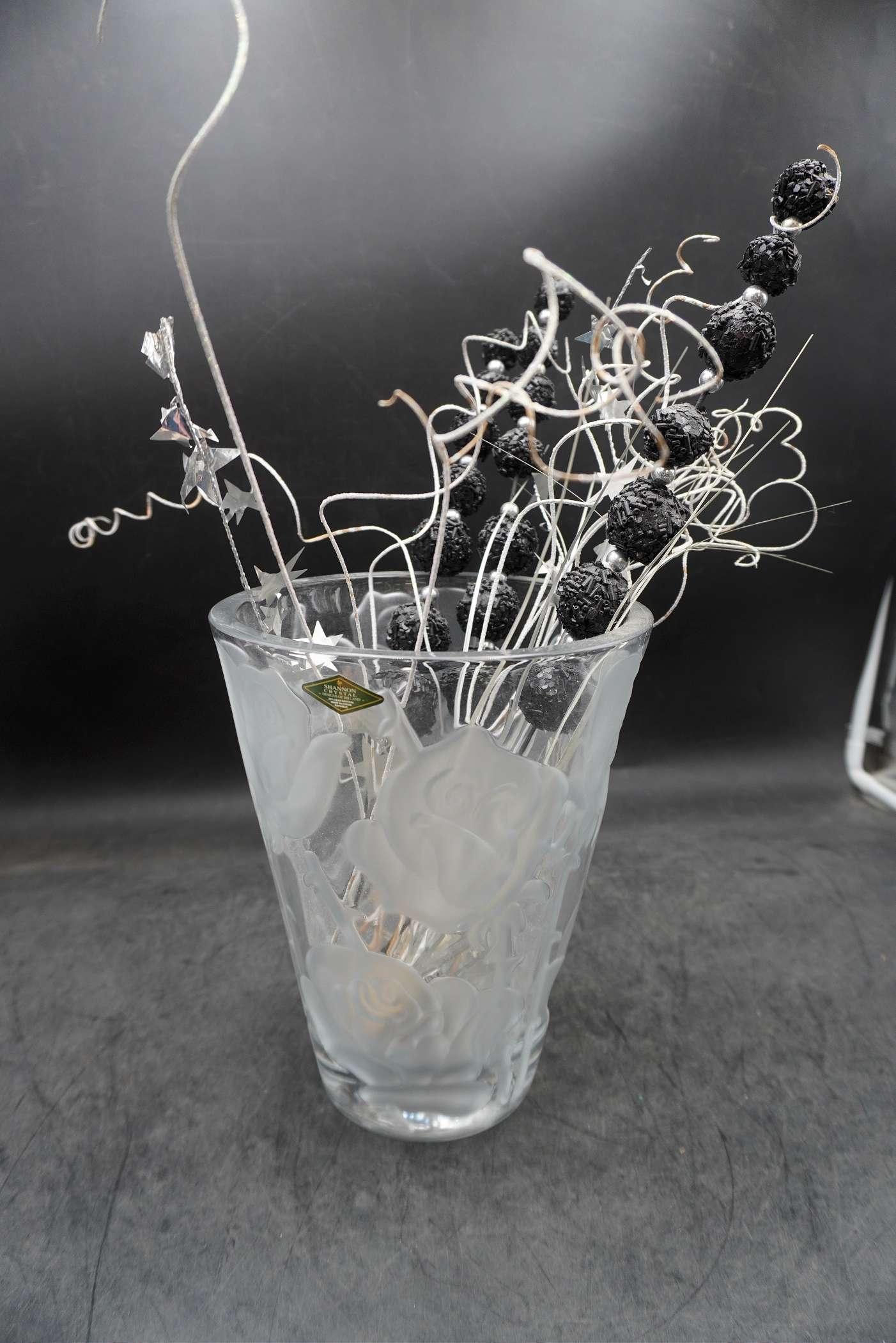 Shannon Crystal Frosted Vase W/ Sprays