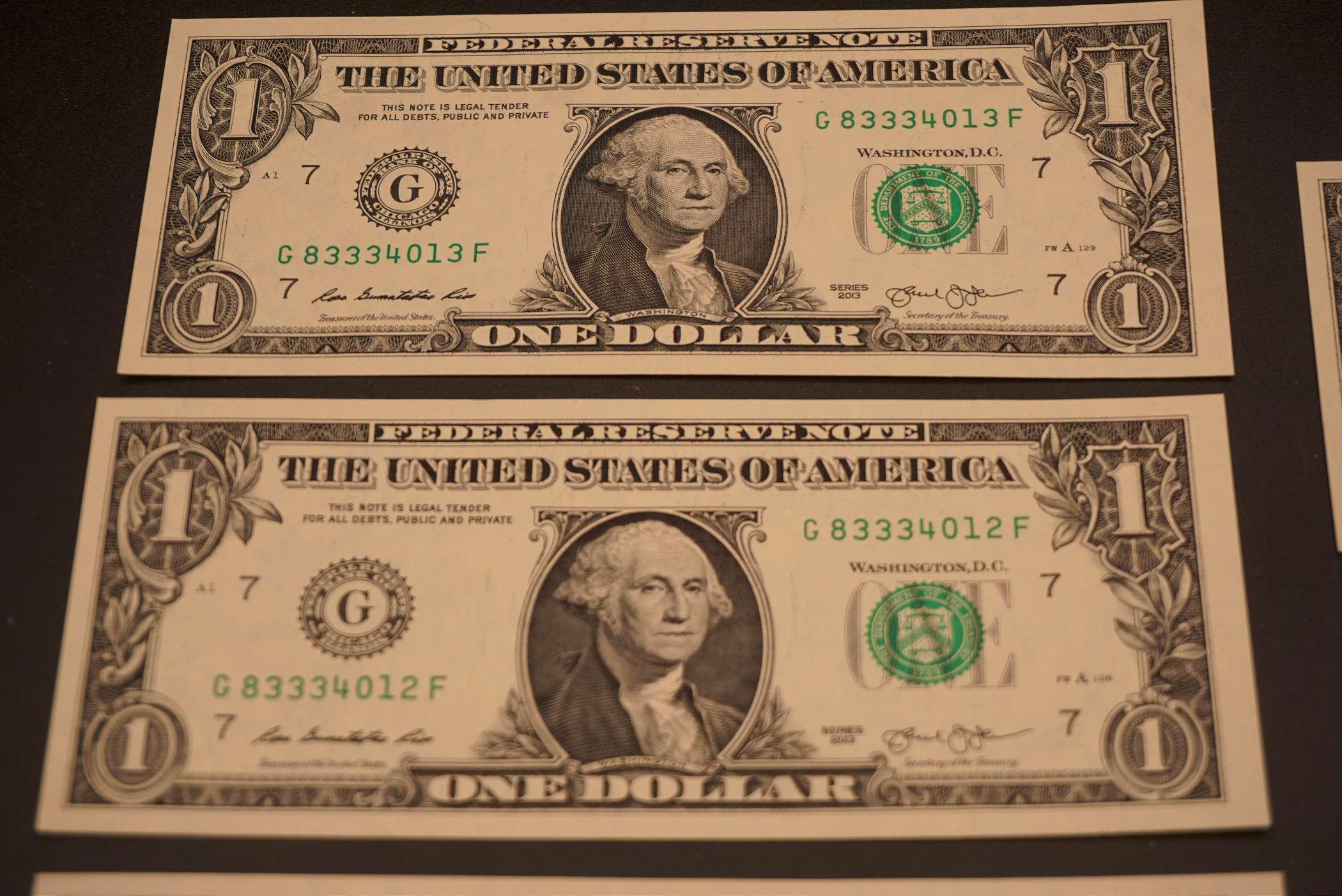 5 Consecutive 2013 $1 Bills