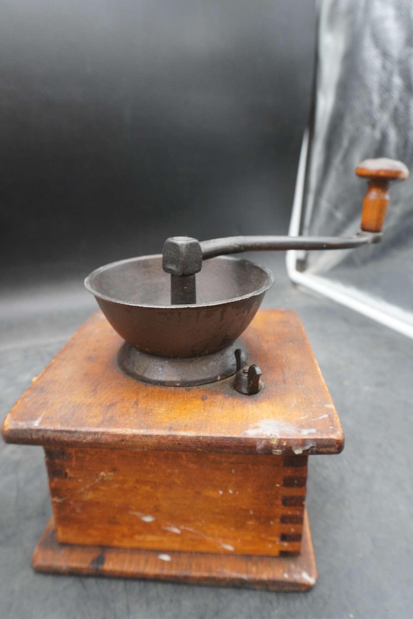 Painted Floral Vase & Wooden Coffee Grinder (Corner Is Damaged)