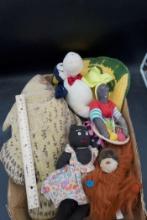 Stuffed Animals & Dolls