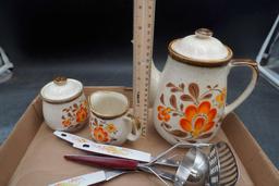 Pitcher, Cream & Sugar, Kitchen Utensils
