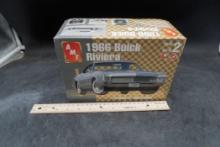 Amt 1966 Buick Riviera Model Kit