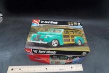 Amt '41 Ford Woody Model Kit