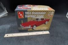 Amt 1953 Studebaker Starliner Coupe Model Kit