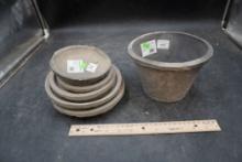 Planter Saucers & Farmer'S Pot