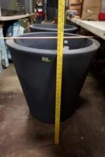 26" Madison Midnight Planter (Using Yardsticks To Measure)