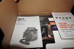 Shark Messmaster Wet/Dry Vacuum