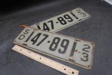 2 - 1923 South Dakota License Plates