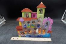 Disney Encanto Mi Familia Figurine Set