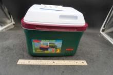Rubbermaid Cooler Blue Ice Can Cooler Value Pack ( New, Never Opened)