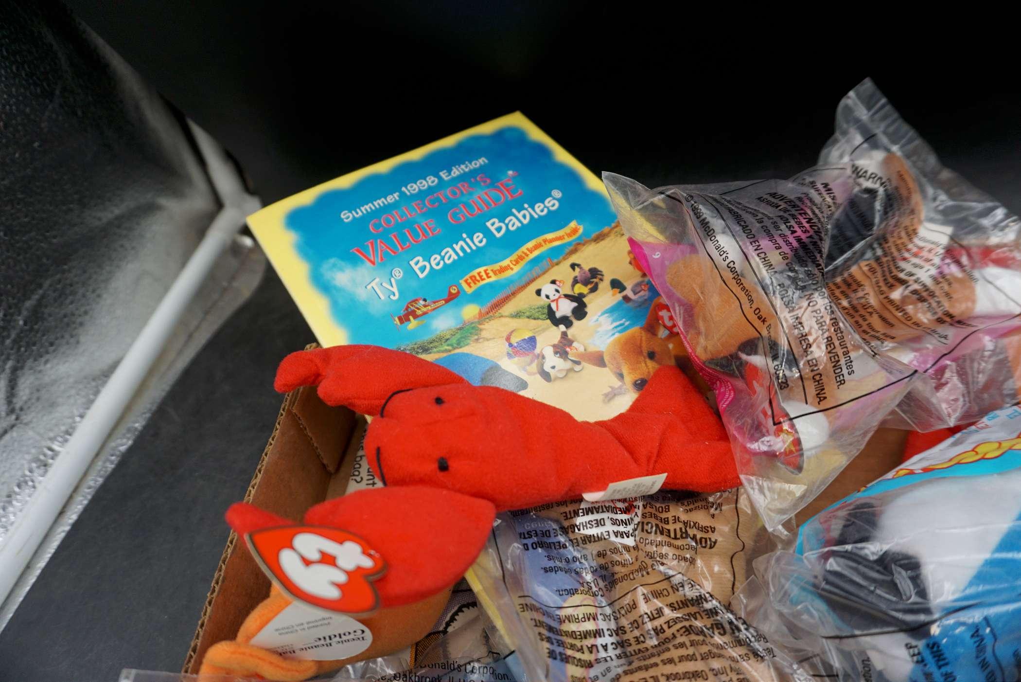 Beanie Babies Books & Stuffies