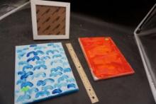 2 Canvas Pictures & Picture Frame