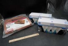 8 X 10 Heavy Duty Tarp & Lightbulbs
