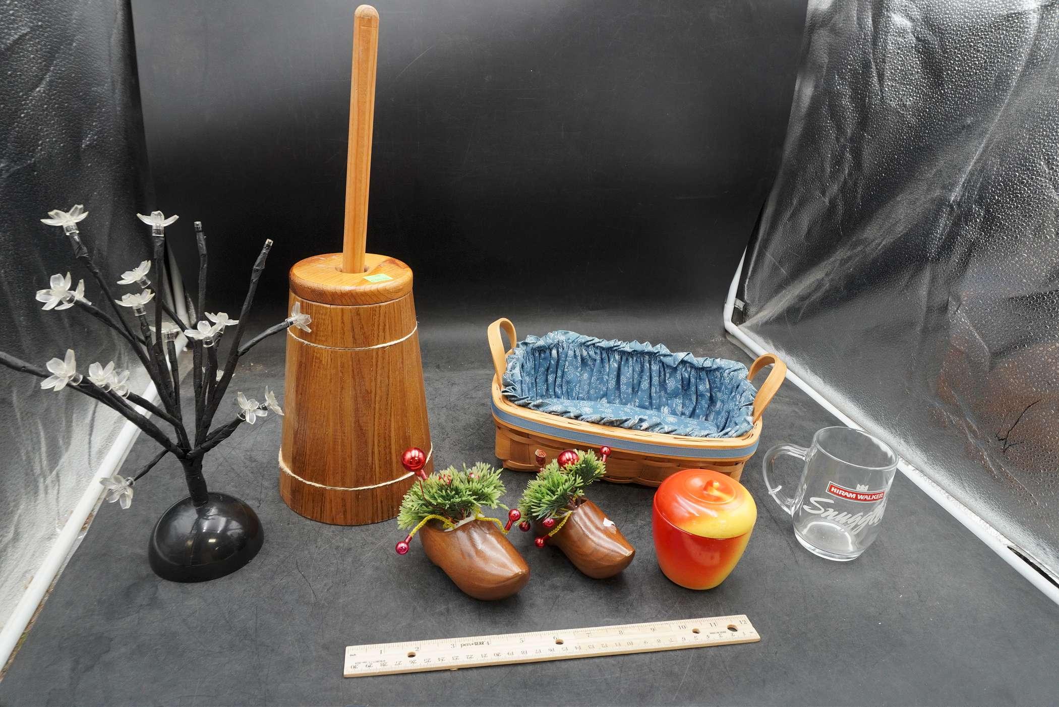 Basket, Garland Shoes, Small Tree, Apple, Mug, Creamer