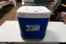 Igloo Ice Cube Wheeled Cooler (60 Quart) W/ Bunch O Balloons, Bubble Wand & Water Toys