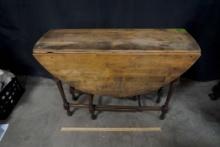 Gate-Leg Table W/ 2 Drop Leaves