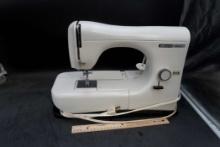 Necchi Lydia 3 Sewing Machine